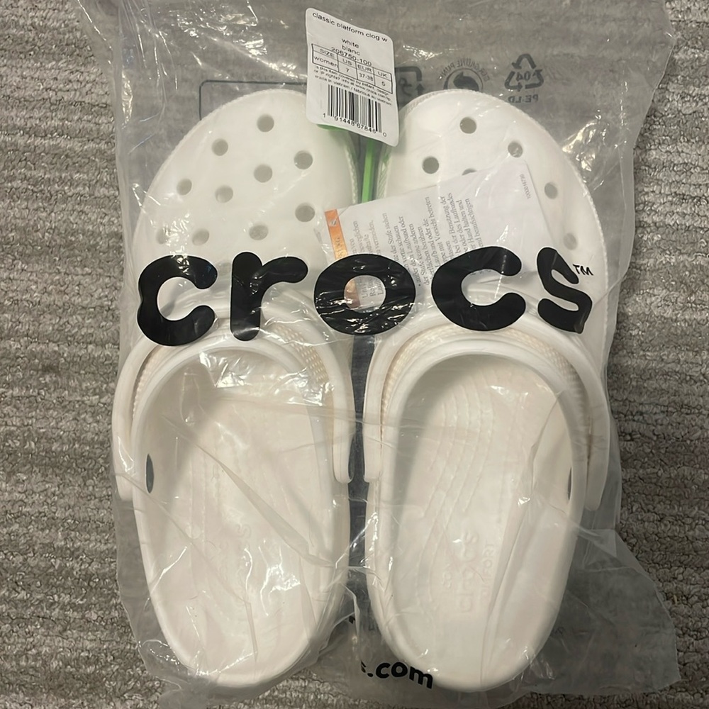 White platform crocs